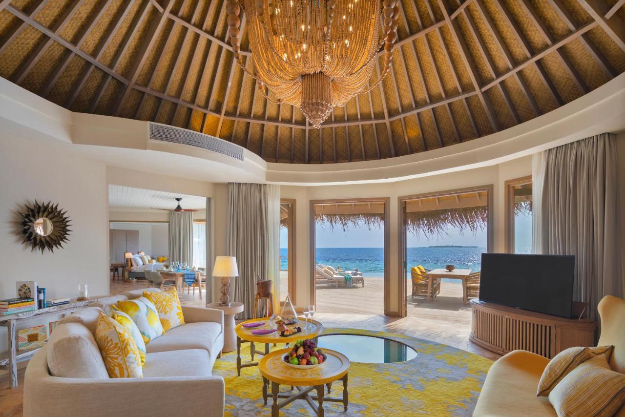 The Nautilus Maldives Hotel Kamadhoo Екстериор снимка