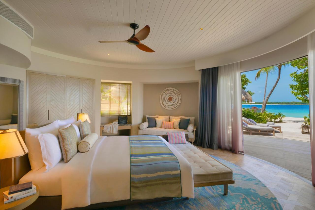 The Nautilus Maldives Hotel Kamadhoo Екстериор снимка