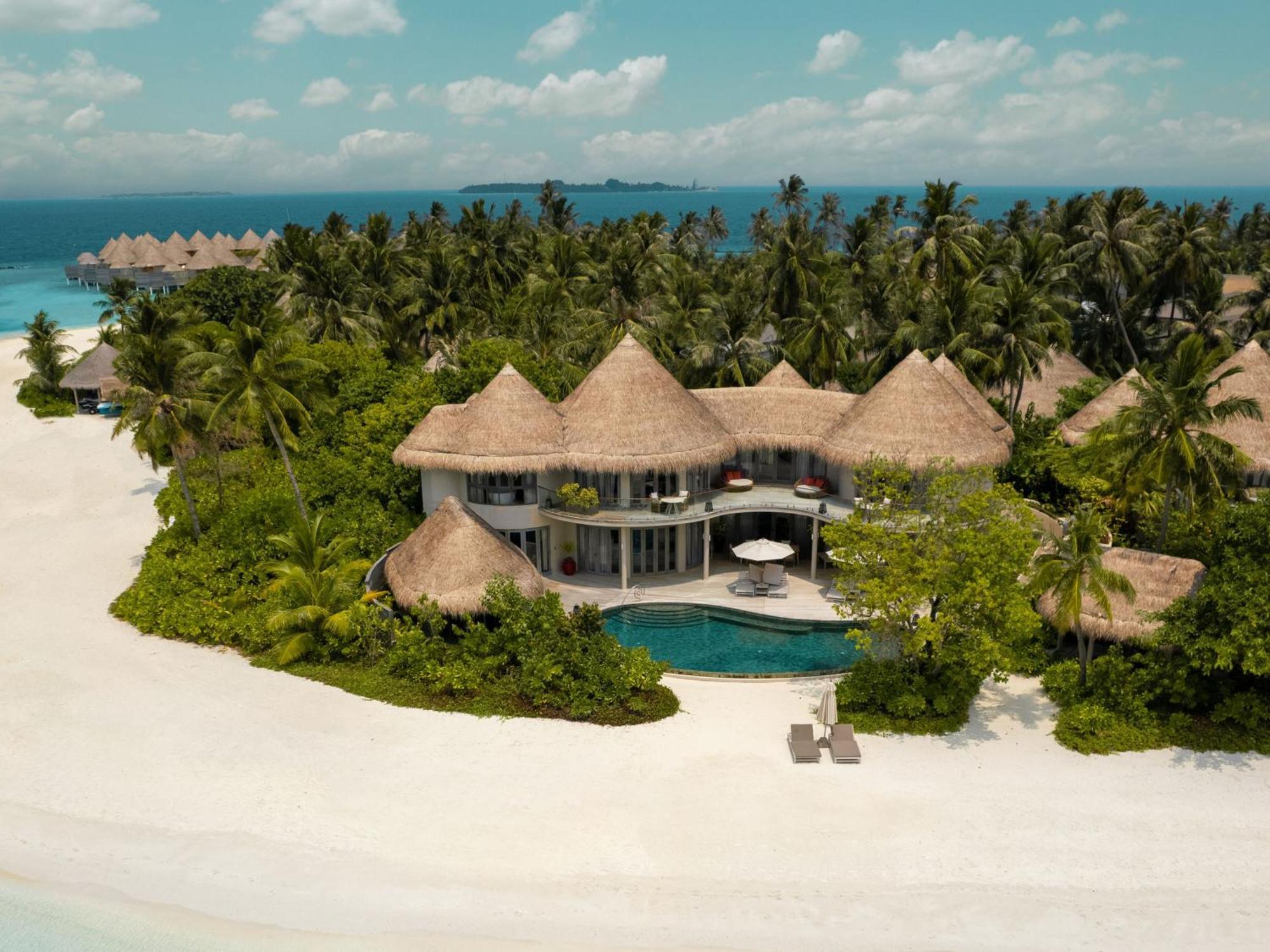 The Nautilus Maldives Hotel Kamadhoo Екстериор снимка