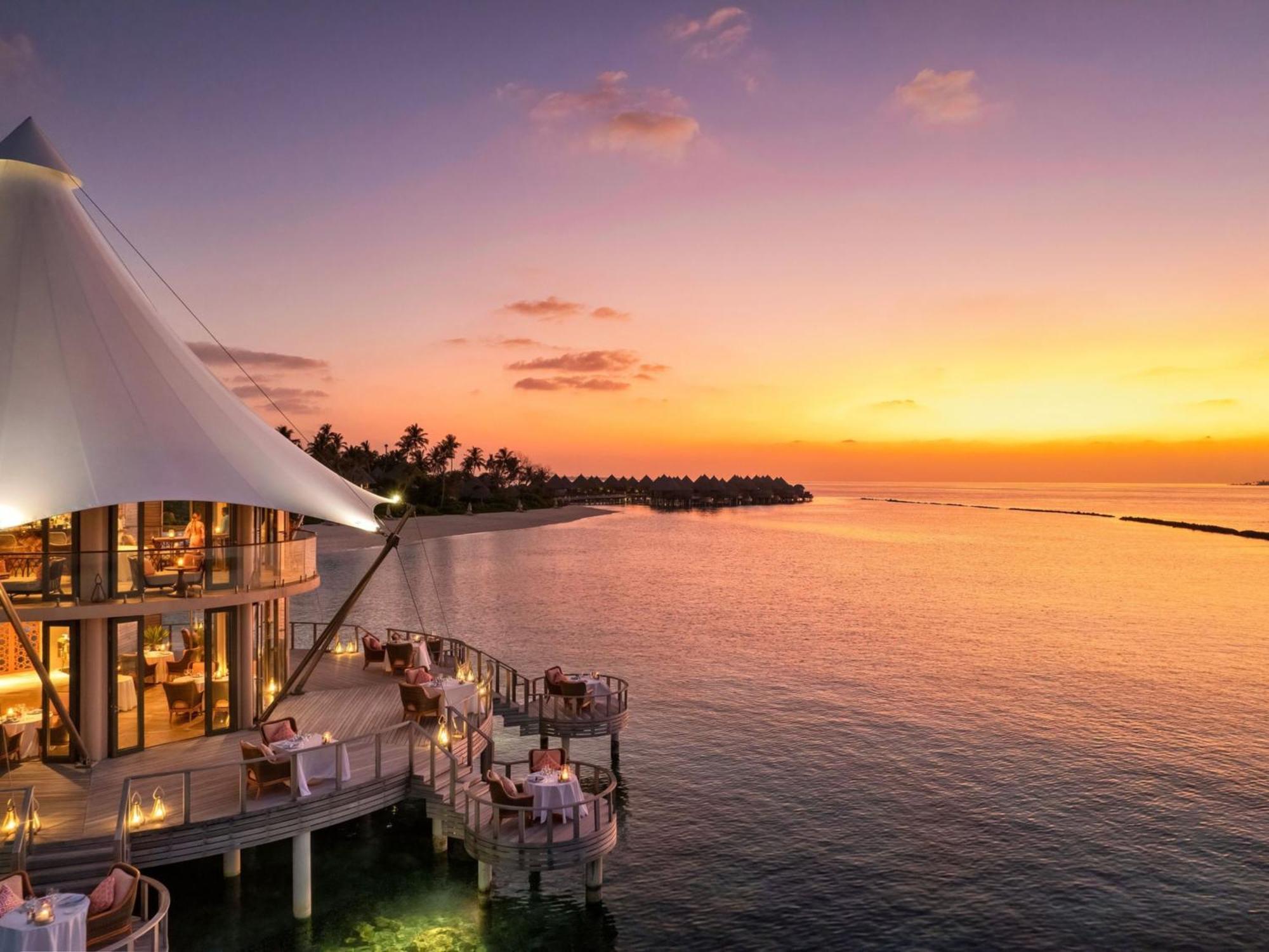 The Nautilus Maldives Hotel Kamadhoo Екстериор снимка
