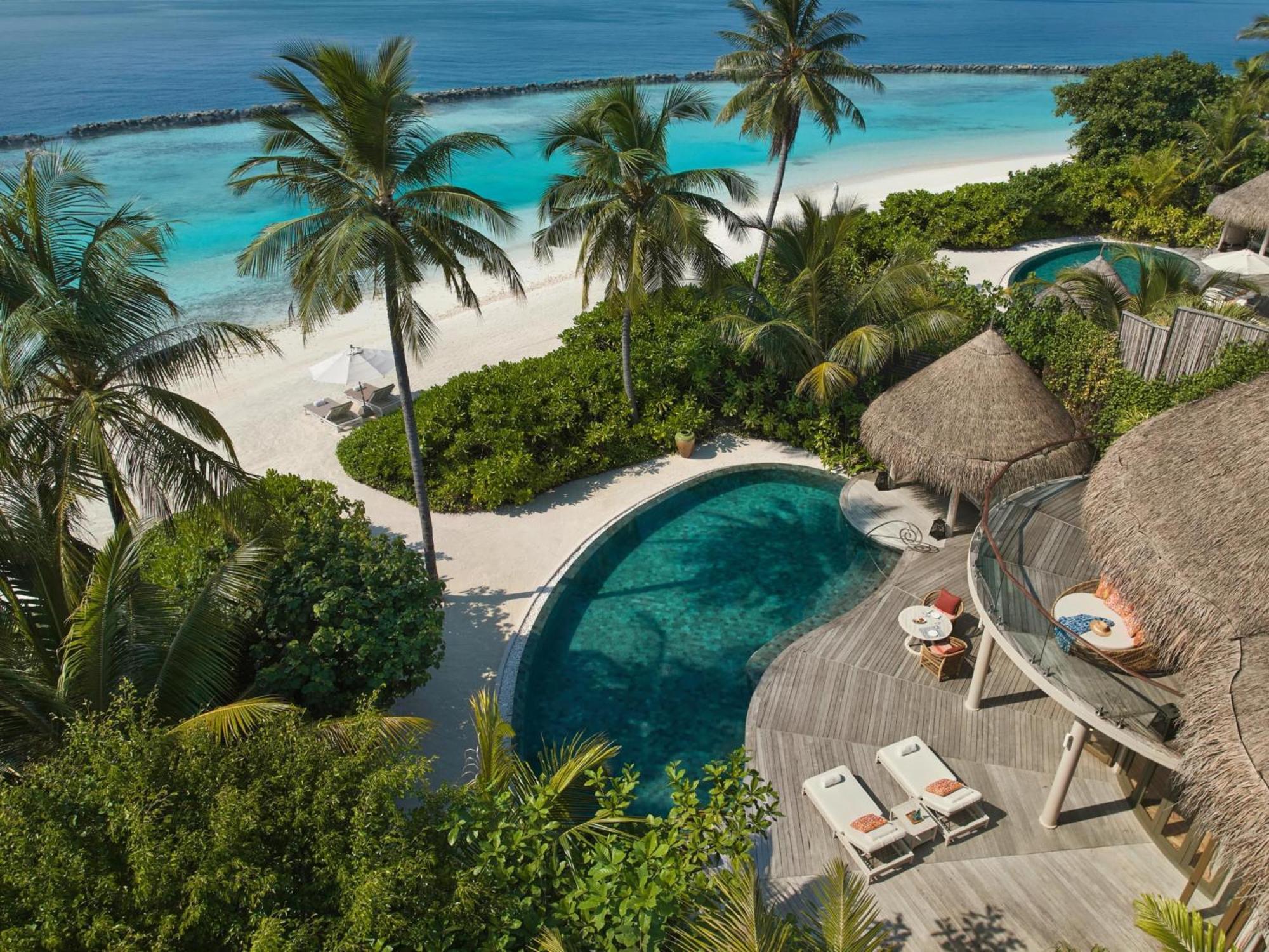 The Nautilus Maldives Hotel Kamadhoo Екстериор снимка
